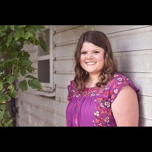 Meet your Posher, Lydia